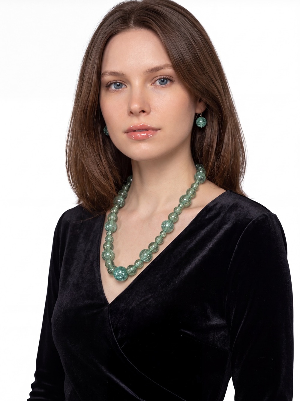 Elegant Vintage Seafoam Green Crackle Glass Graduated Bead Statement Necklace